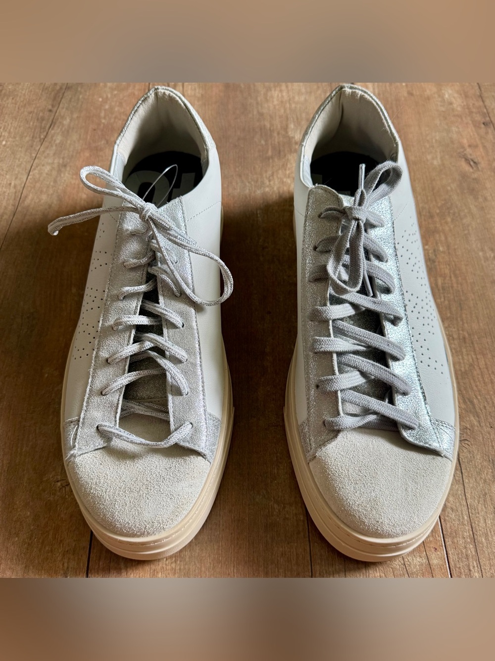P448 John Lace Up Closure Low Top Sneakers Unisex White Silver Size EU 40